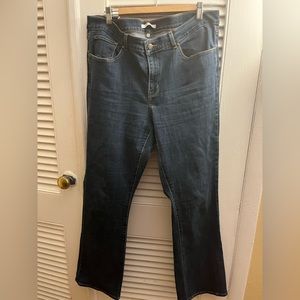 Levi’s women’s classic boot cut jeans